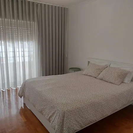 Paredes Apartment Bitaraes